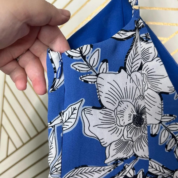 Lovers + Friends Sapphire Romper Riviera Floral Print‎ Blue Size XS - Picture 7 of 12